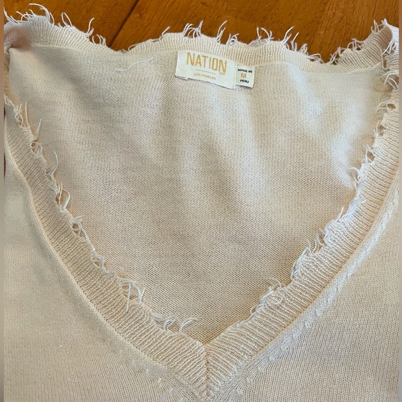 Nation LTD Jolie Cropped Frayed Sweater Medium - Picture 10 of 15